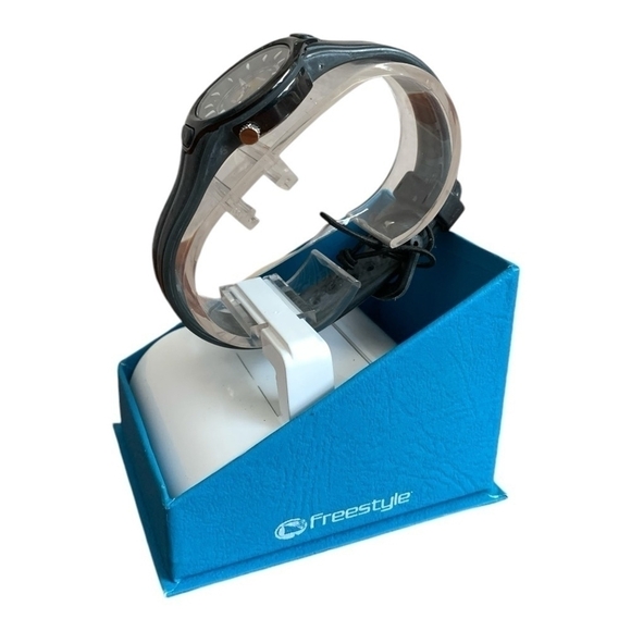 NIB FREESTYLE MINX Unisex Watch Water Resistant Rubber Band Black Wristwatch - Picture 4 of 7